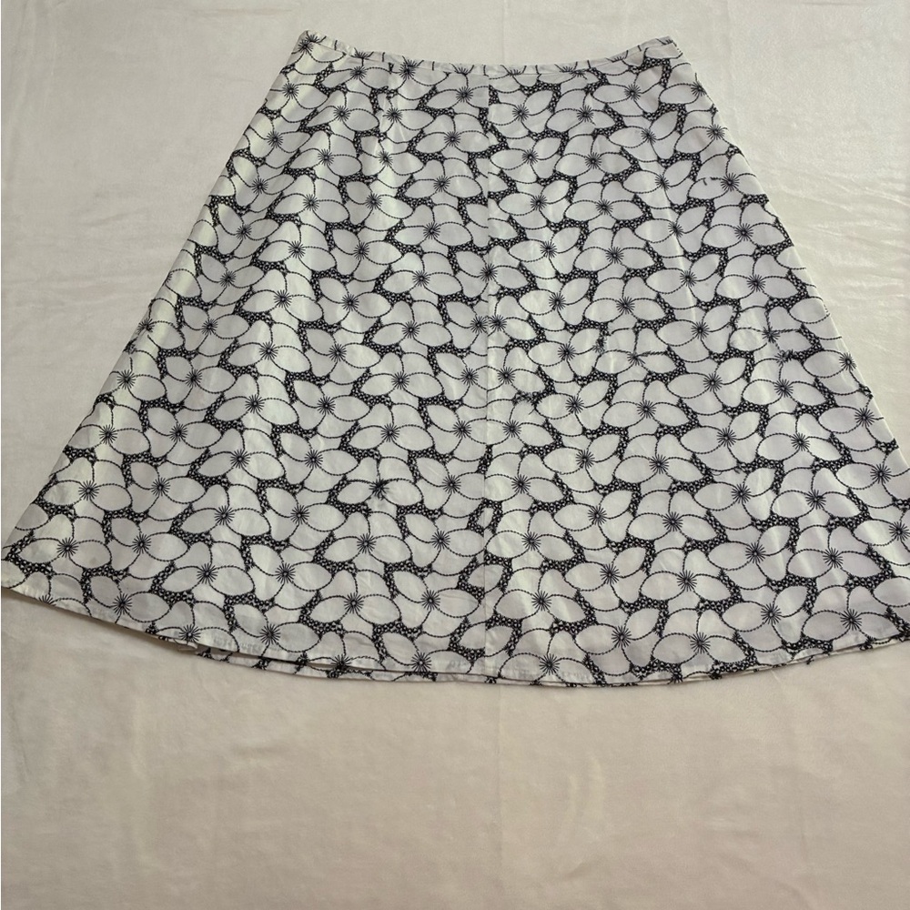 Kim Rogers Black and White Floral A-Line Skirt